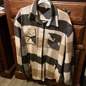 Lightweight Shirt Jacket Brown and Tan